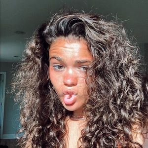 Meet your Posher, Marykate